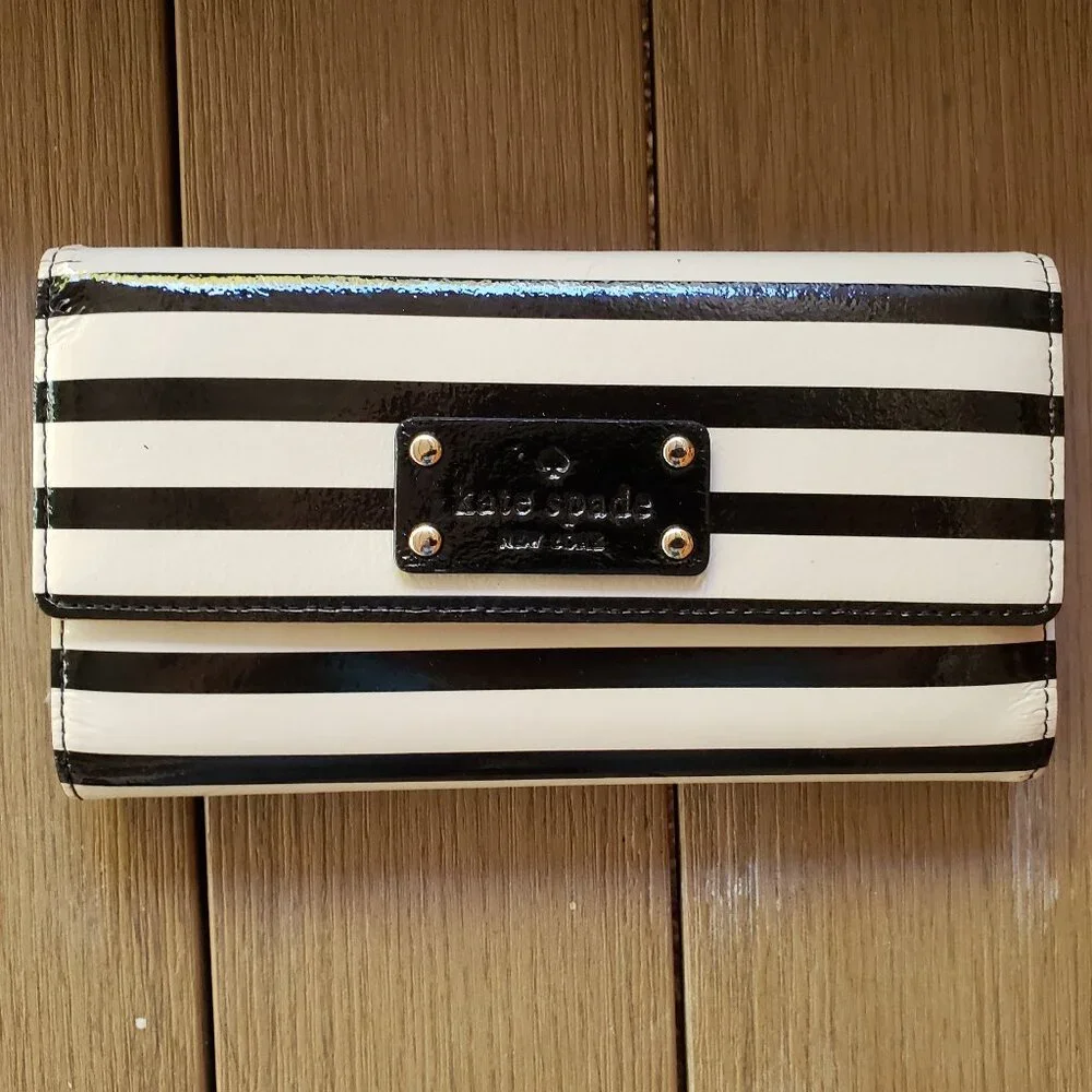 EUC KATE SPADE black / white striped wallet (OS) - Picture 1 of 10